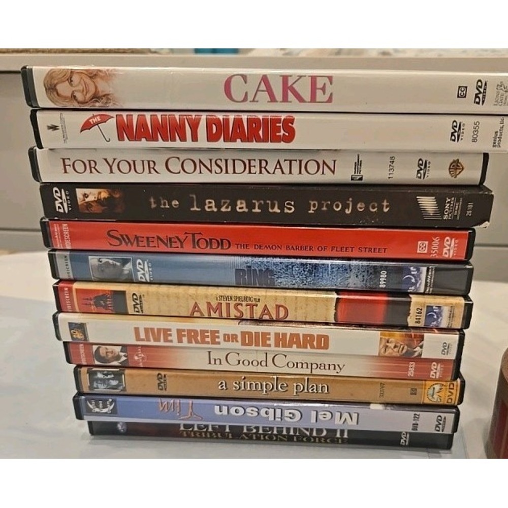 Lot of 12 Comedy, drama. horror DVD's Mel Gibson/ Morgan Freeman/ Willis/More